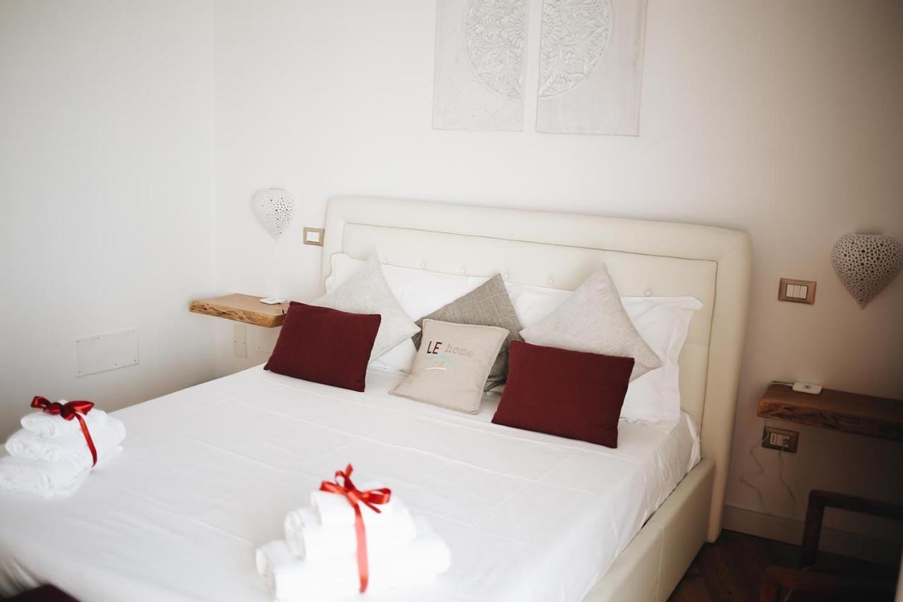 Le Home Rooms Lecce Exterior foto